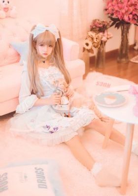 掀起裙子厨房狂躁_1080免费观看超清